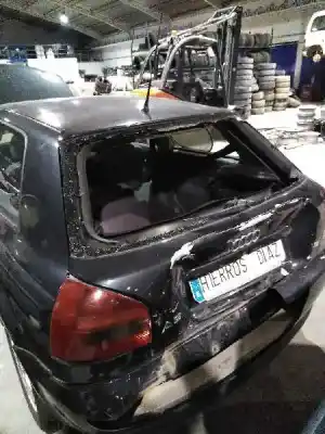 Veicolo di demolizione audi a3 (8l1) 1.8 dell'anno 1999 alimentato agn