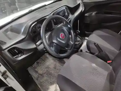 Veículo de Sucata fiat doblo active do ano 2015 alimentado 263a2000