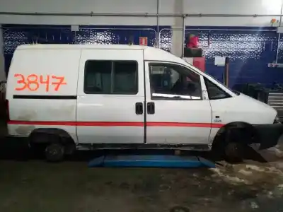 Sloopvoertuig citroen jumpy combi confort (5/6 plazas) van het jaar 1997 aangedreven d9b