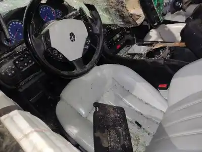 Veículo de Sucata maserati granturismo basis 405 cv / 298 kw do ano 2008 alimentado m139p