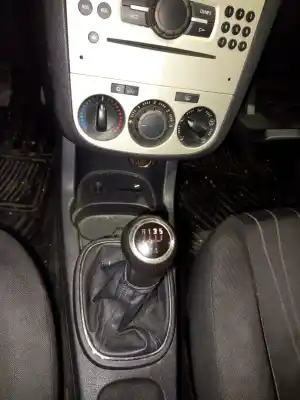 Veículo de Sucata opel corsa d ´´111 years´´ do ano 2007 alimentado z13dtj