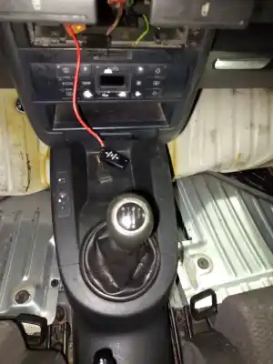 Veículo de Sucata AUDI A2 (8Z0) 1.4 TDI do ano 2003 alimentado AMF