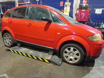 Veículo de Sucata audi a2 (8z0) 1.4 tdi do ano 2003 alimentado amf