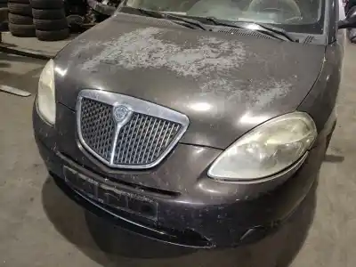 Veicolo di demolizione lancia ypsilon (101) 843 90 cv / 66 kw dell'anno 2007 alimentato 199a3000