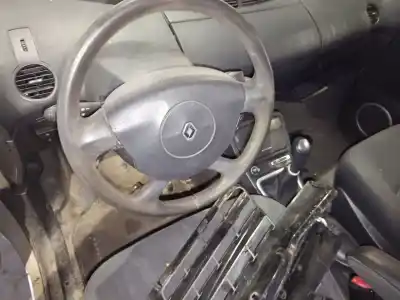 Здавання транспортного засобу renault espace iv (jk0) 2.0 argos [2.0 ltr. - 110 kw dci diesel cat] року 2007 потужний m9r d7