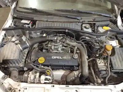 Sloopvoertuig opel combo familiar van het jaar 2002 aangedreven y17dtl