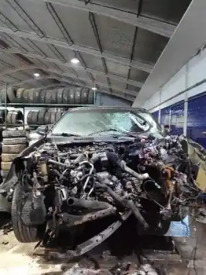 Scrapping Vehicle kia magentis concept of the year 2001 powered d4ea