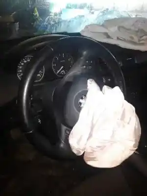 Veículo de Sucata bmw serie 1 berlina (e81/e87) 118d do ano 2006 alimentado m47n204d4