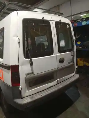 Veicolo di demolizione OPEL COMBO  dell'anno 2002 alimentato Y17DTL