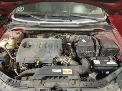 Veículo de Sucata kia ceed concept 90 cv / 66 kw do ano 2010 alimentado g4fal