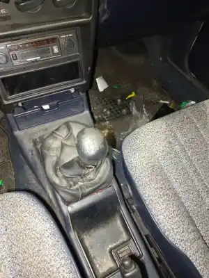 Veicolo di demolizione MITSUBISHI COLT (C50)  dell'anno 1989 alimentato 4G13