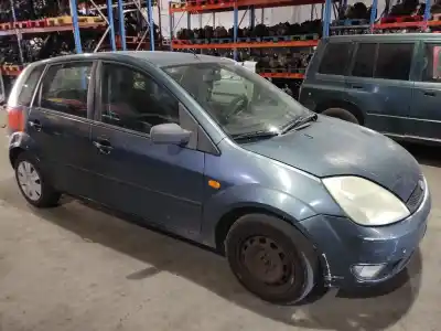 Veículo de Sucata ford fiesta (cbk) ambiente do ano 2002 alimentado fxjb