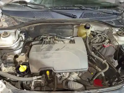 Veículo de Sucata renault clio ii fase ii (b/cb0) base authentique 75 cv / 55 kw do ano 2005 alimentado d4f