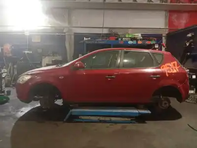 Scrapping Vehicle kia ceed sporty wagon drive 90 cv / 66 kw of the year 2007 powered d4fbl