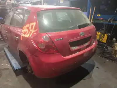 Scrapping Vehicle kia ceed sporty wagon drive 90 cv / 66 kw of the year 2007 powered d4fbl