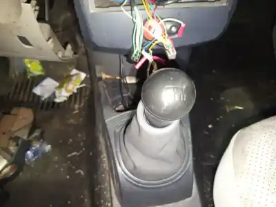 Veículo de Sucata renault clio iii 20 aniversario do ano 2006 alimentado k9k t7