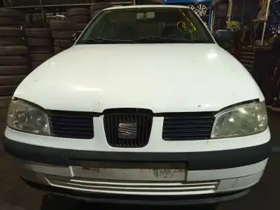 Veículo de Sucata seat ibiza (6k1) select do ano 2001 alimentado aud