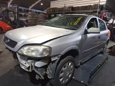 Veículo de Sucata opel astra g berlina comfort do ano 2001 alimentado z16xe