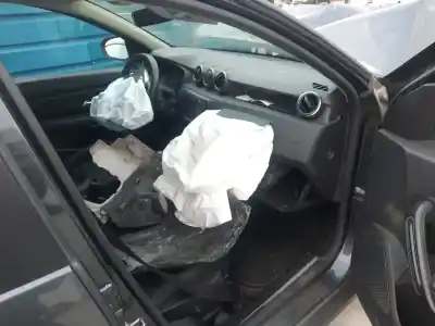 Veículo de Sucata dacia duster (hm_) 1.5 dci 115 (hmad) do ano 2020 alimentado k9k 872