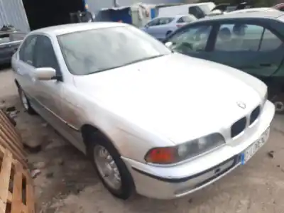 Veículo de Sucata bmw 5 (e39) 523 i do ano 2000 alimentado m52 b25 (256s3),m52 b25 (256s4)