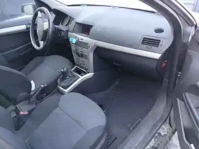 Scrapping Vehicle opel astra h (a04) 1.7 cdti (l48) of the year 2007 powered z 17 dth