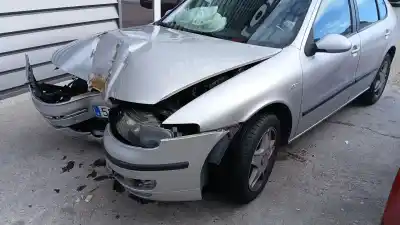 Veículo de Sucata SEAT LEON (1M1) 1.9 TDI do ano 2003 alimentado ALH