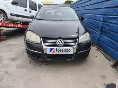 Scrapping Vehicle VOLKSWAGEN JETTA III (1K2)  of the year 2005 powered BKD