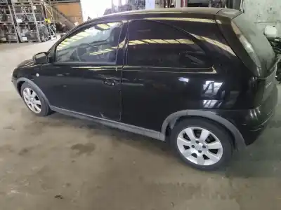 Véhicule à la ferraille opel corsa c (x01) 1.2 (f08, f68) de l'année 2000 alimenté z 12 xep