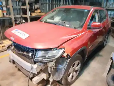 Veículo de Sucata jeep compass (mp, m6, mv, m7) 1.4 multiair do ano 2018 alimentado 552 63 624,eaq