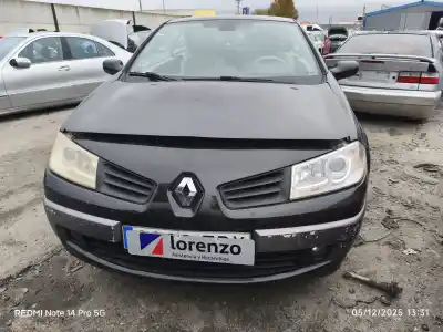 Verschrottungsfahrzeug RENAULT MEGANE II COUPÉ-CABRIOLET (EM0/1_)  des Jahres 2006 angetrieben F9Q 803,F9Q 804