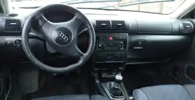 Scrapping Vehicle audi a3 (8l) 1.8 ambiente of the year 2001 powered apg