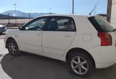 Vehicul casat toyota corolla (e12) 2.0 d-4d linea sol berlina al anului 2003 alimentat 1cdftv
