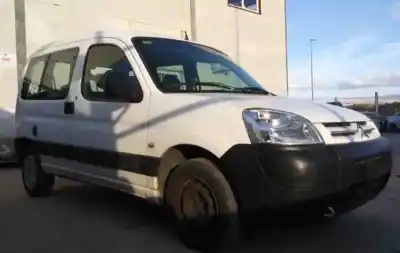 Veículo de Sucata citroen berlingo first combi 1.6 hdi 75 sx do ano 2011 alimentado 9hw