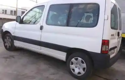 Veículo de Sucata citroen berlingo first combi 1.6 hdi 75 sx do ano 2011 alimentado 9hw