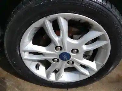 Здавання транспортного засобу ford fiesta (ccn) trend року 2017 потужний snjd