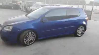 Véhicule à la ferraille volkswagen golf v berlina (1k1) r32 de l'année 2005 alimenté bub