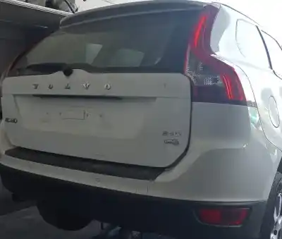 Veículo de Sucata volvo xc60 2.4 diesel cat do ano 2010 alimentado d5244t14