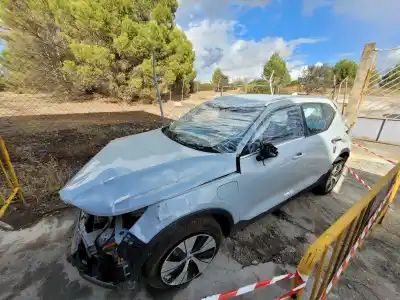 Vehículo de desguace VOLVO XC 40 1.5 CAT del año 2021 con motor B3154T10-HYFAD