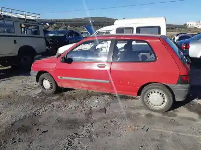 Veicolo di demolizione RENAULT CLIO I FASE I+II (B/C57) 1.2 dell'anno 1996 alimentato 