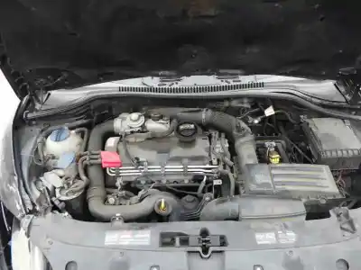 Verschrottungsfahrzeug seat leon (1p1) 1.9 tdi des jahres 2005 angetrieben bxe