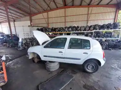 Утилизация автомобиля renault clio ii fase ii (b/cb0) 1.5 dci diesel 65 cv / 48 kw года 2003 питание k9k704