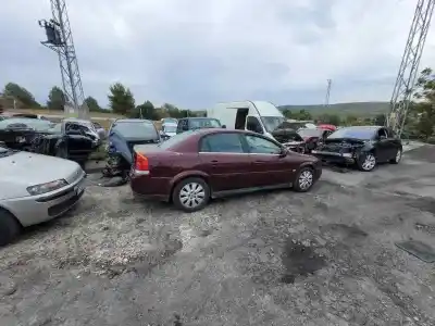 Veicolo di demolizione OPEL VECTRA C BERLINA 2.2 16V CAT (Z 22 SE) dell'anno 2002 alimentato Z22SE