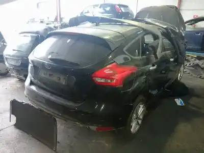 Veículo de Sucata ford focus lim. business do ano 2016 alimentado xwda