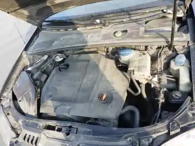 Scrapping Vehicle audi a4 avant (8e) * of the year 2006 powered blb