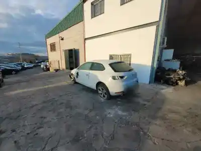 Veículo de Sucata seat leon sc (5f5) style do ano 2013 alimentado chp