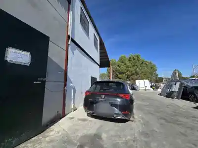 Здавання транспортного засобу seat leon (kl1) 1.5 tsi року 2021 потужний dpca,dxdb