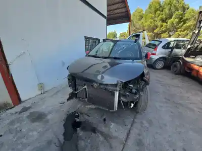 Veículo de Sucata CITROEN C4 CACTUS  do ano 2015 alimentado BHY (DV6FD)