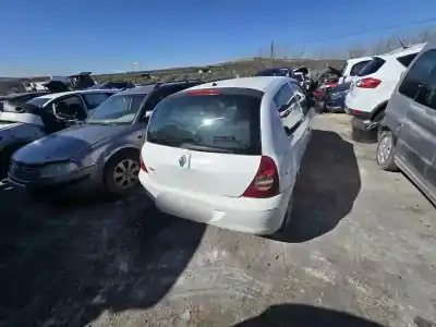 Veicolo di demolizione renault clio iii pack dynamique dell'anno 2007 alimentato k9k17