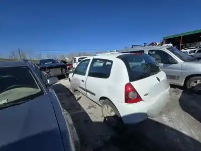 Veicolo di demolizione renault clio iii pack dynamique dell'anno 2007 alimentato k9k17