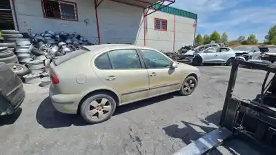 Veicolo di demolizione SEAT LEON (1M1)  dell'anno 2004 alimentato AGR,ALH